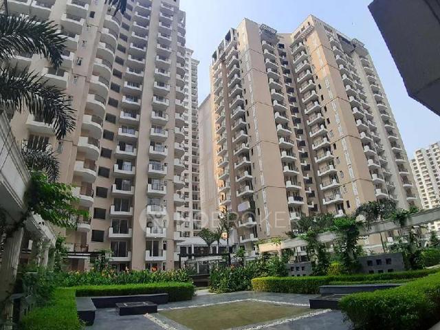 3 BHK Flat In Royal Court for Rent In Sector 16
