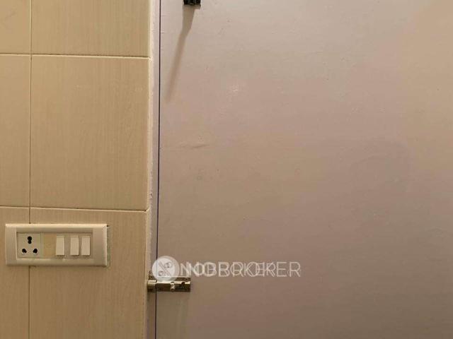 3 BHK Flat In Royal Park For Sale In Bommanahalli