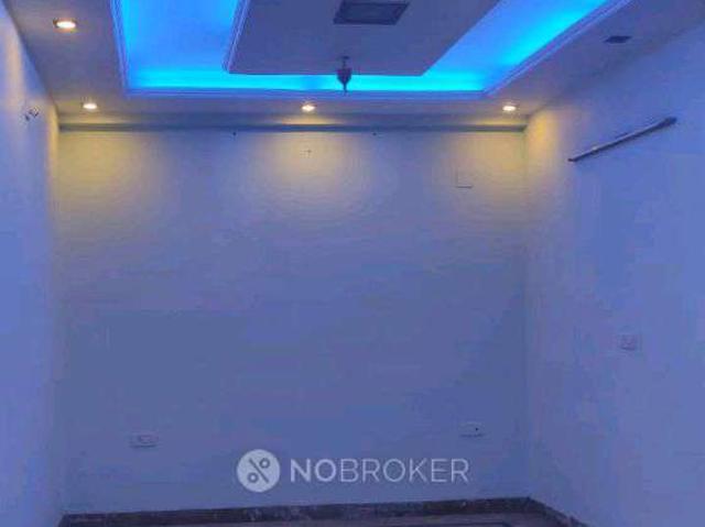 3 BHK Flat In Standalone Buidling For Sale In Shahdara