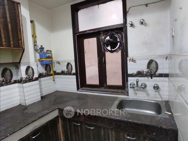 3 BHK Flat In Standalone Building for Rent In Chhatarpur M