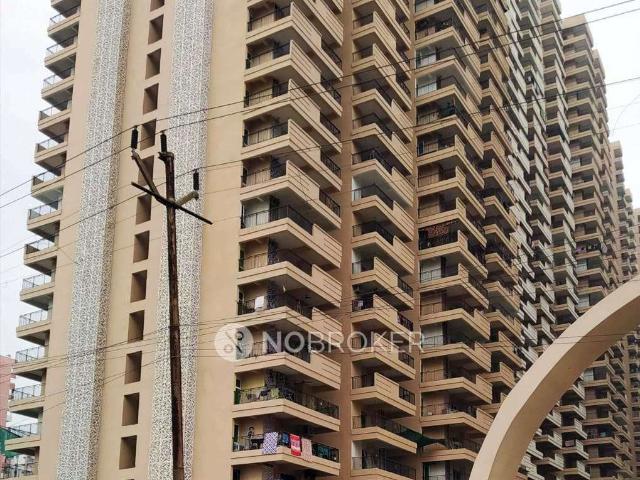 3 BHK Flat In Standalone Building for Rent In Govindpuram