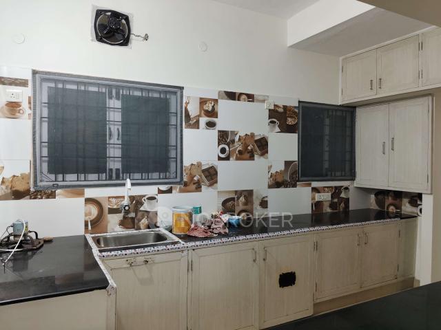3 BHK Flat In Standalone Building for Rent In Madipakkam