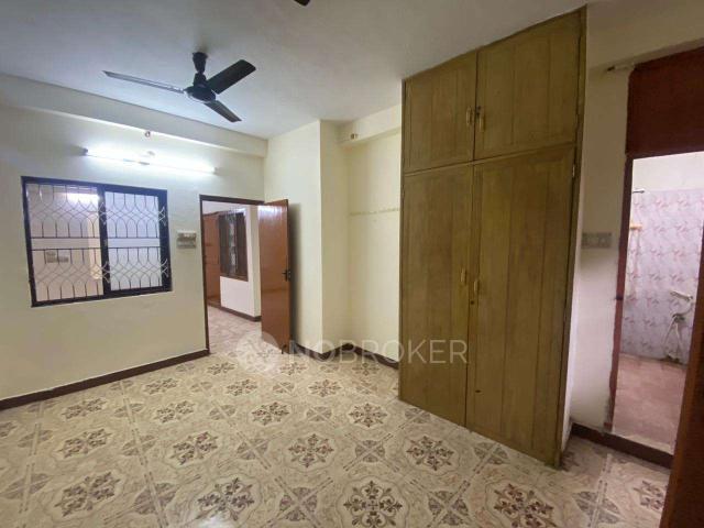 3 BHK Flat In Standalone Building for Rent In Madipakkam