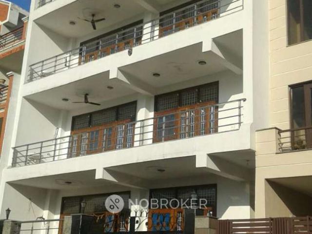 3 BHK Flat In Standalone Building for Rent In Sector 108