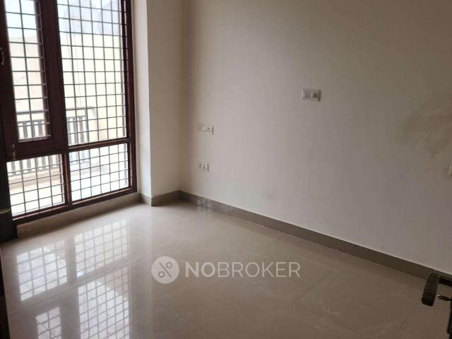 3 BHK Flat In Standalone Building for Rent In Sector 45