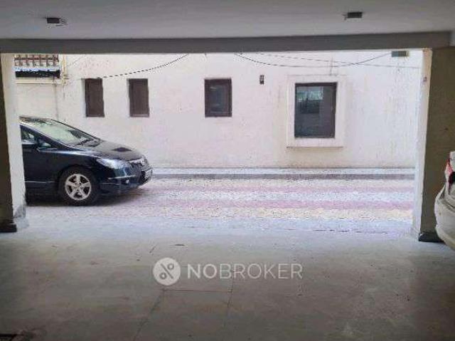 3 BHK Flat In Standalone Building For Sale In East Of Kailash