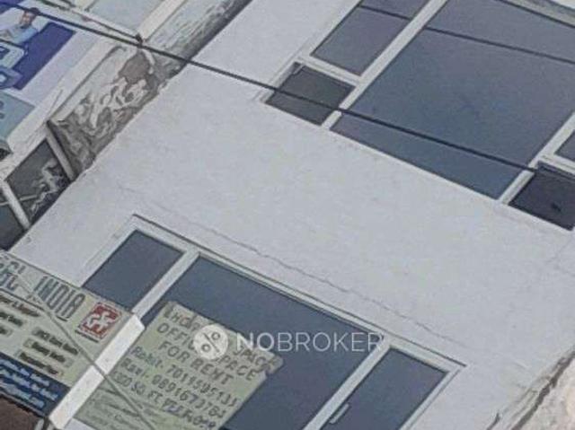 3 BHK Flat In Standalone Building For Sale In Janakpuri