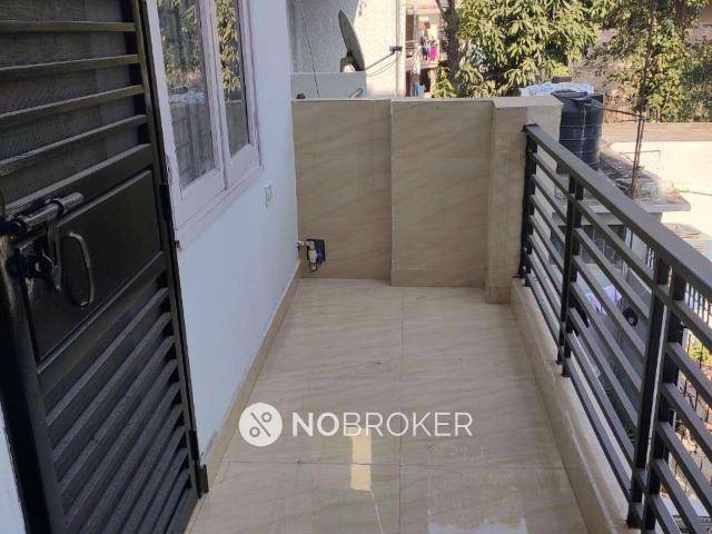 3 BHK Flat In Standalone Building For Sale In Janakpuri