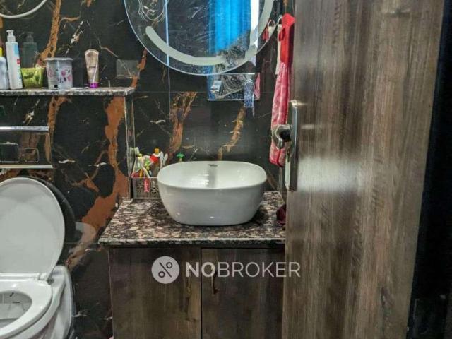 3 BHK Flat In Standalone Building For Sale In Janakpuri