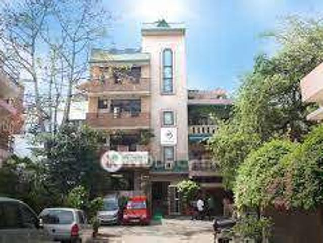 3 BHK Flat In Standalone Building For Sale In Safdarjung Enclave