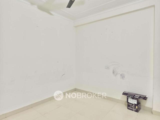 3 BHK Flat In Standalone Building For Sale In Patel Nagar
