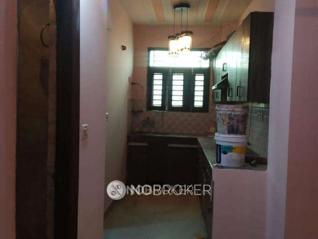 3 BHK Flat In Standalone Building For Sale In Uttam Nagar
