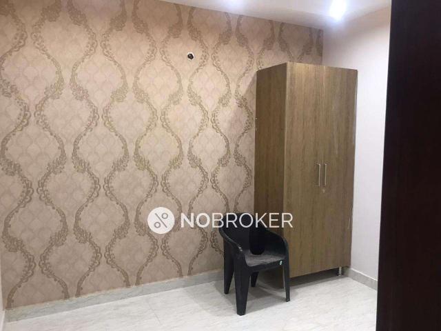 3 BHK Flat In Standalonebuilding For Sale In Uttam Nagar
