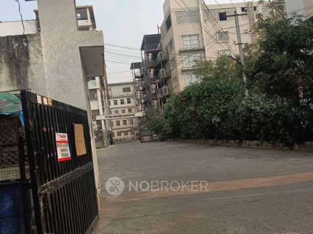3 BHK Flat In Standalong Building for Rent In Hitec City