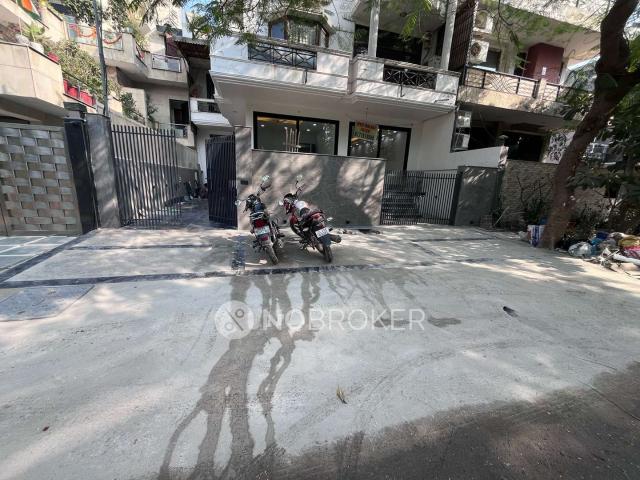 3 BHK Flat In Standl for Rent In Dlf Phase 2