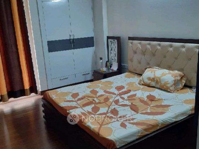 3 BHK Flat In Strategic Royal Court for Rent In Sector 16b