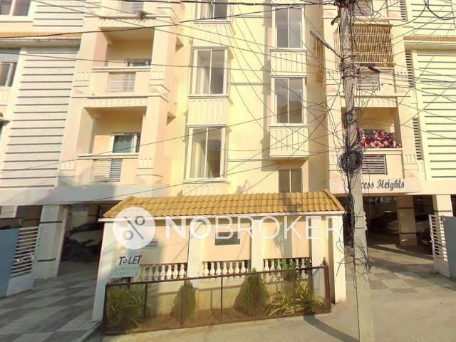 3 BHK Flat In Success Heights Apartment For Sale In Narsingi