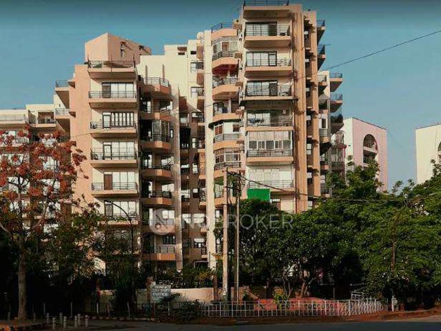 3 BHK Flat In Suk Shanthi Apartment for Rent In Sector 56
