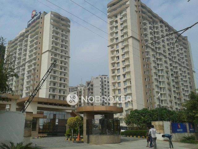 3 BHK Flat In Supertech Czar Suites for Rent In Omicron I