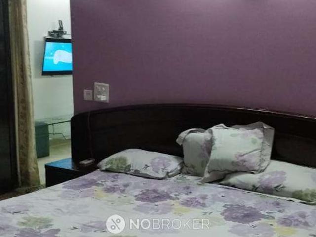 3 BHK Flat In Supreme Enclave, Mayur Vihar Phase 1 for Rent In Supreme Enclave, Mayur Vihar