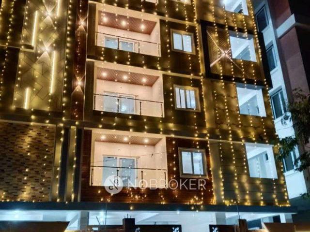 3 BHK Flat In Surendra Building for Rent In Gowlidoddy
