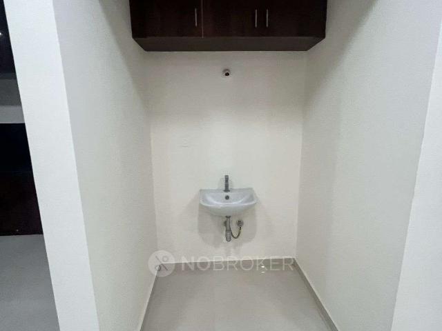 3 BHK Flat In Svadha Kollaar, for Rent In Osman Nagar