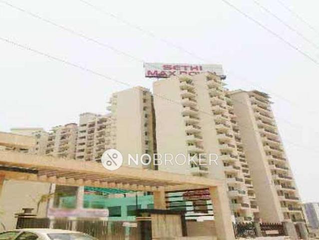 3 BHK Flat In Sethi Max Royal For Sale In Sector 76