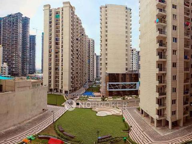 3 BHK Flat In Sethi Max Royal For Sale In Sector 76