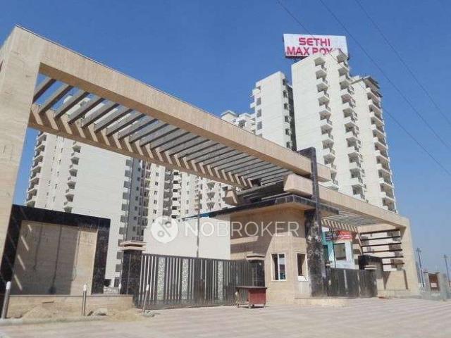 3 BHK Flat In Sethi Max Royal, Sector 76 for Rent In Sector