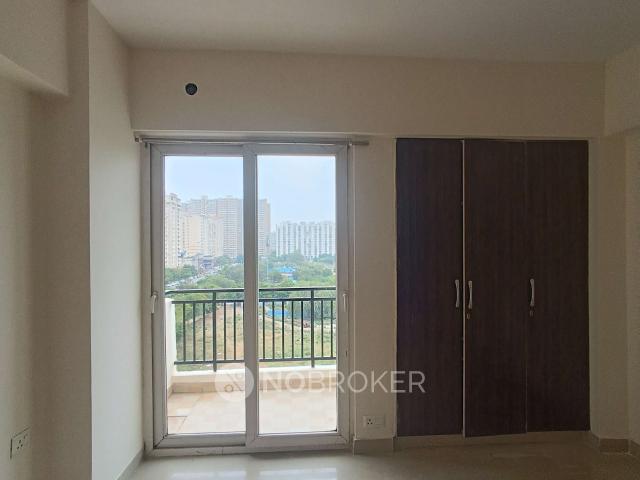 3 BHK Flat In Sethi Max Royal, Sector 76 for Rent In Sector