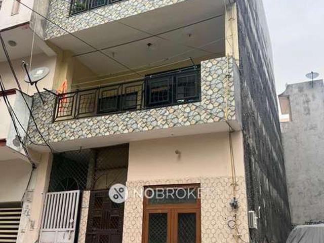 3 BHK Flat In Shivam Apartment For Sale In Sadh Nagar