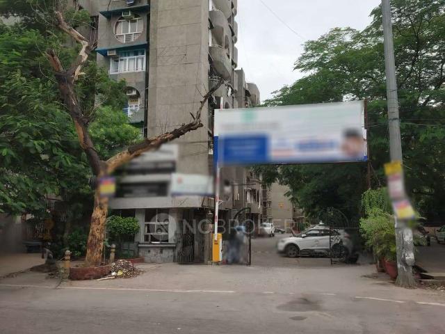 3 BHK Flat In Shri Ganesh Apartment for Rent In Sector 102