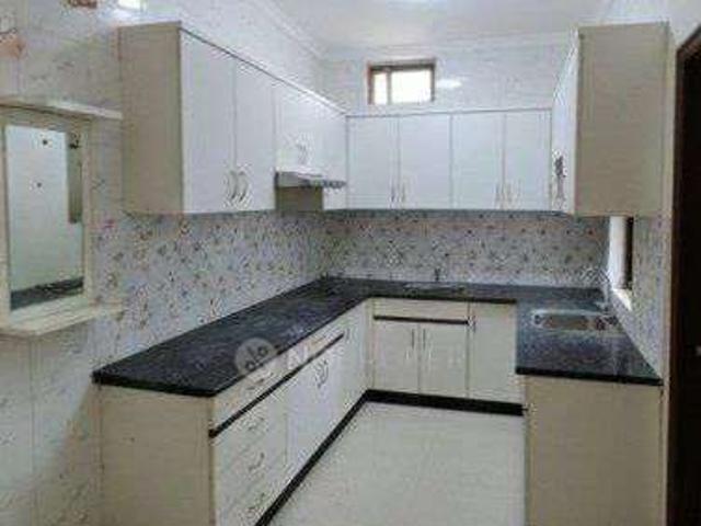3 BHK Flat In Sidharth Apartment for Rent In Paschim Vihar