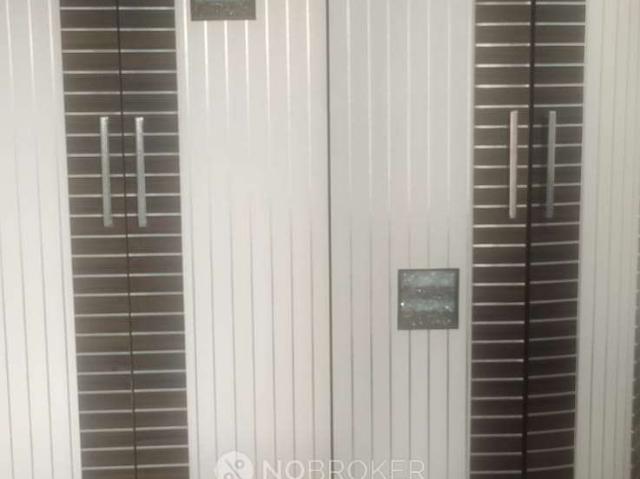 3 BHK Flat In Silver Leaf Chsl For Sale In Kandivali East