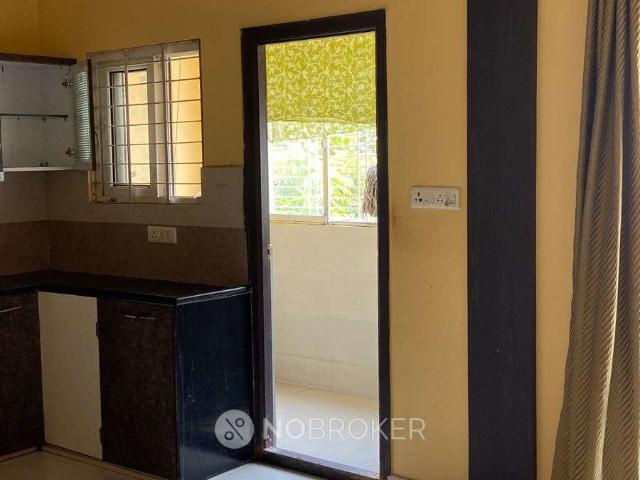 3 BHK Flat In Srinivasam Apartment for Rent In Chanakyapuri