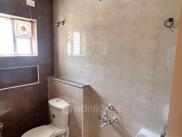 3 BHK Flat In Ss Apartment Kovur For Sale In Royal Nagar