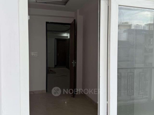 3 BHK Flat In The Grand Ultima, Bisrakh Jalalpur For Sale I