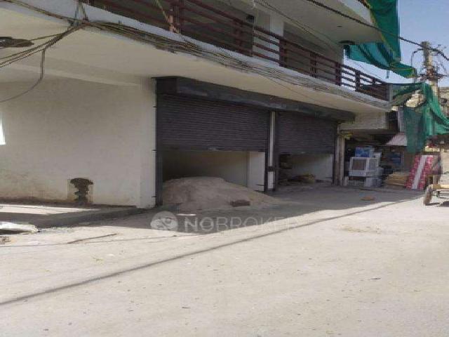 3 BHK Flat In Uma Putra Society For Sale In Uttam Nagar
