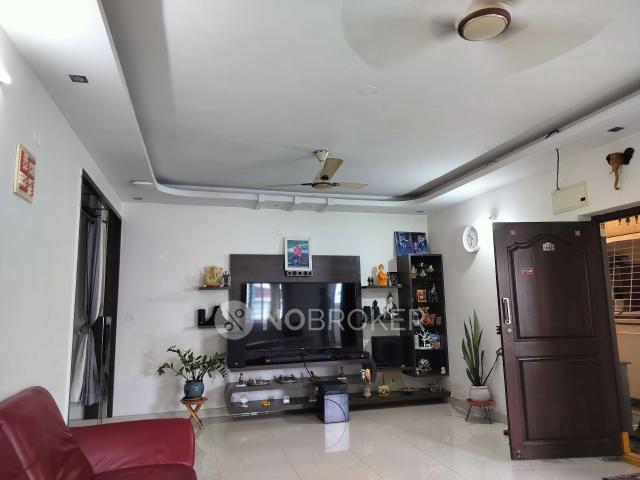 3 BHK Flat In Vaishnavis Premidis For Sale In Hitec City