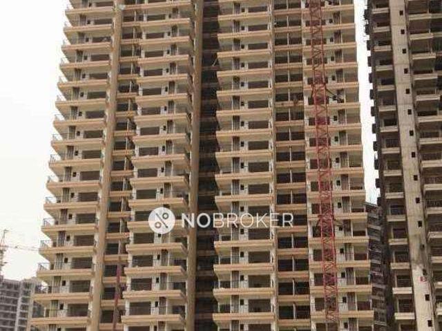 3 BHK Flat In 16th Parkview Gaur Yamuna City for Rent In Sector 19