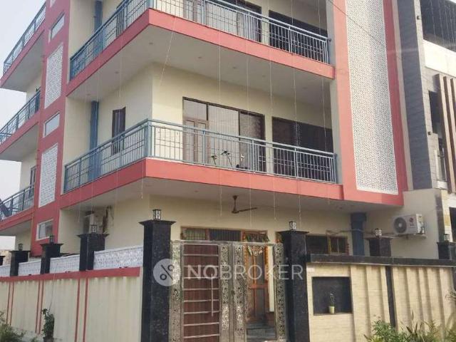 3 BHK House for Rent In Indirapuram