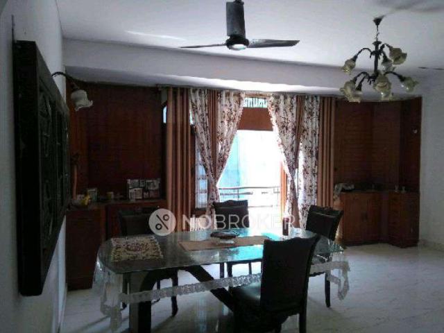 3 BHK House for Rent In Rajouri Garden