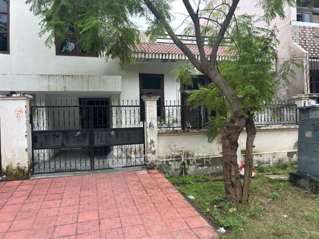 3 BHK House for Rent In Sector Xu 3