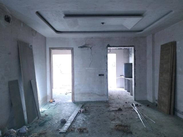 3 BHK Independent Builder Floor in Mukherjee Nagar for resale New Delhi. The reference number is 19491064