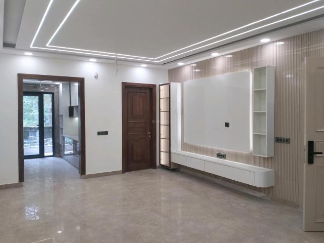3 BHK Independent Builder Floor in Mukherjee Nagar for resale New Delhi. The reference number is 20568060