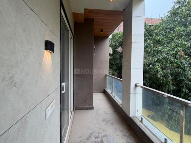 3 BHK Independent Builder Floor in Mukherjee Nagar for resale New Delhi. The reference number is 20762880
