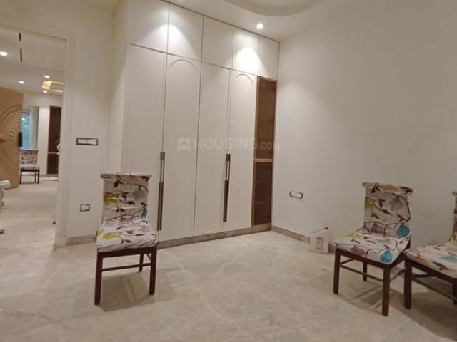 3 BHK Independent Builder Floor in Mukherjee Nagar for resale New Delhi. The reference number is 20701048