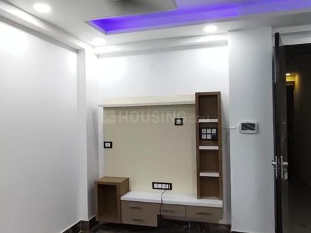 3 BHK Independent Builder Floor in Mahavir Enclave for resale New Delhi. The reference number is 18291223
