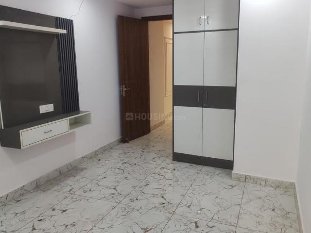3 BHK Independent Builder Floor in Mahavir Enclave for resale New Delhi. The reference number is 19607360