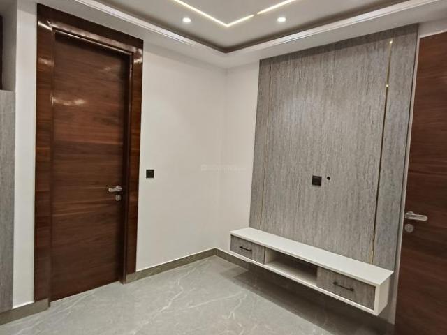 3 BHK Independent Builder Floor in Mahavir Enclave for resale New Delhi. The reference number is 20133123